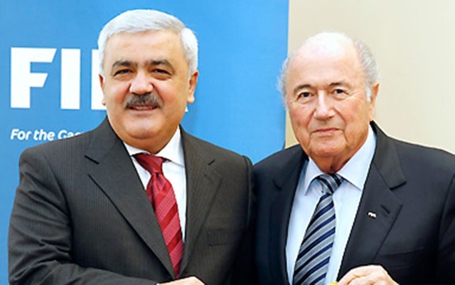 rovneq-abdullayev-ve-blatter-bir-arada-