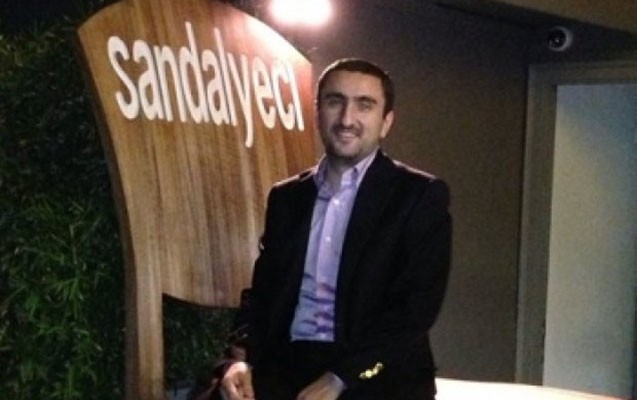 masinindan-2-meyit-cixan-eks-deputatin-oglu-danisdi