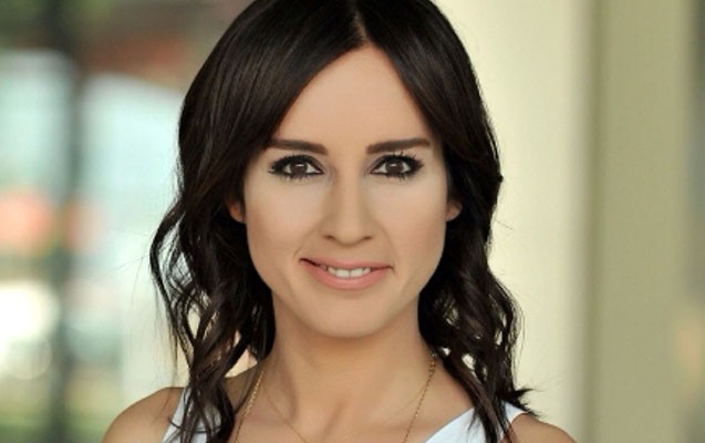 meshur-spiker-is-adami-ile-evlenir-