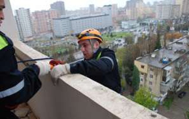 76-yasli-qadin-evinde-olu-tapildi