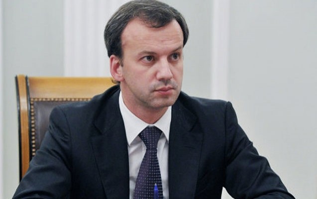 rusiyanin-bas-nazir-muavini-gelir