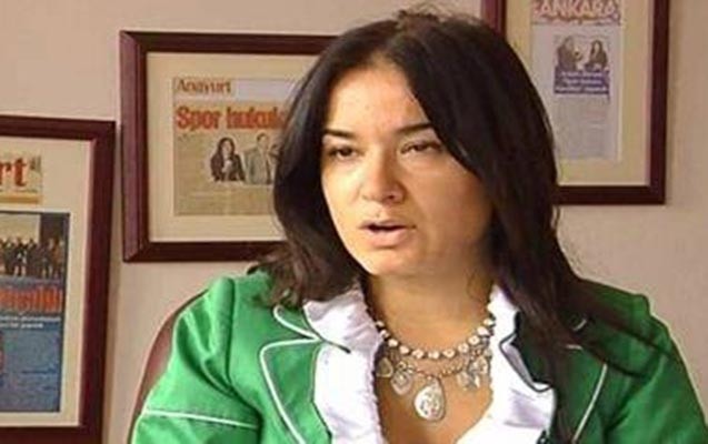 deyesen-uefa-bizimle-eyni-oyunu-izlemeyib-