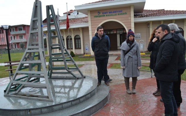 izmitde-xocali-abidesi