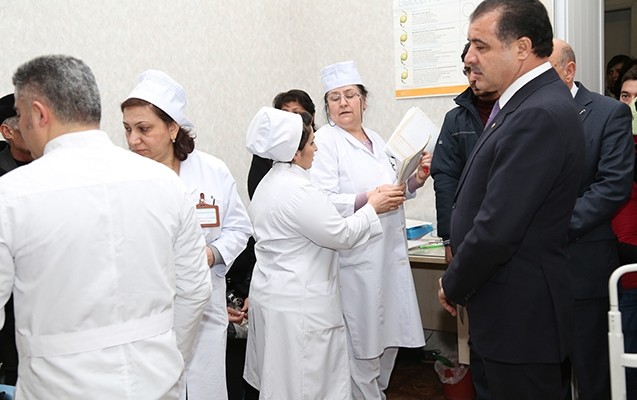 milli-oftalmologiya-merkezinin-seyyar-klinikasi-