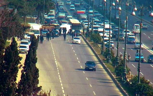 prospektde-qeza-oldu-