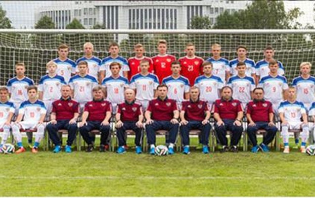 ermeni-futbolcu-bakida-meydanda