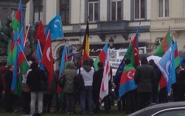 brusselde-xocali-mitinqi