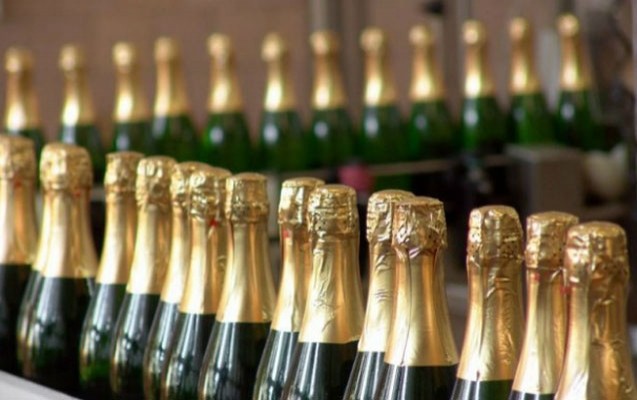 bu-gunden-azerbaycanda-yeni-aksiz-dereceleri-quvveye-mindi