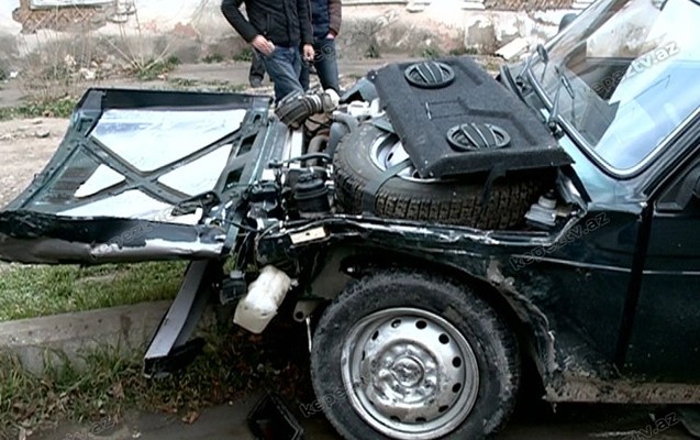 gence-semkir-yolunda-qeza-