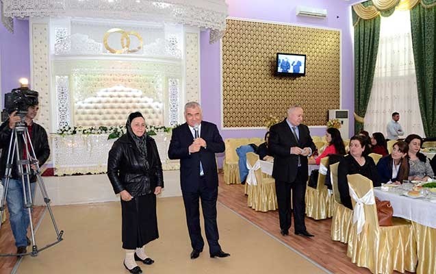 icra-bascisi-qadinlari-tebrik-etdi