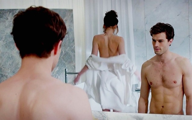 erotik-film-yarim-milyard-qazandirdi