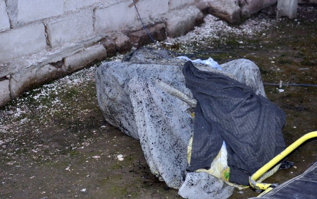 ruhi-xeste-evinde-yanaraq-oldu-