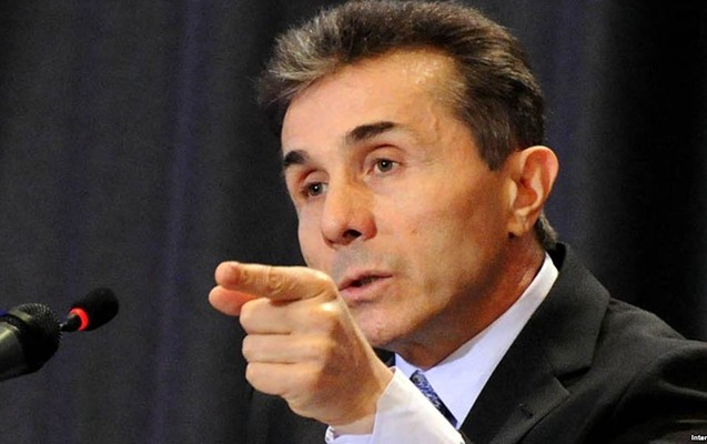 ivanisvili-aparici-olur-