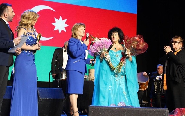 zeyneb-xanlarova-konsert-verdi