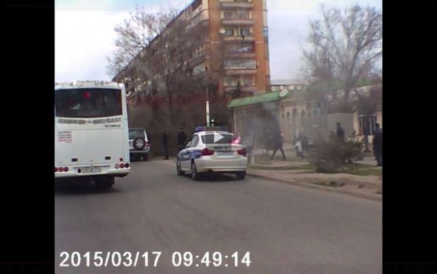 yol-polisinin-masini-yandi-