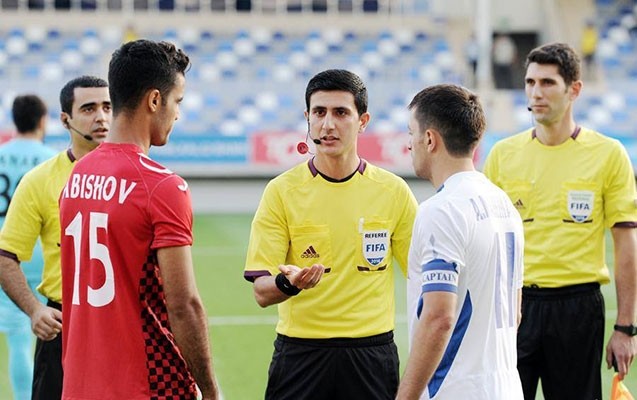 lider-ucun-fifa-referisi