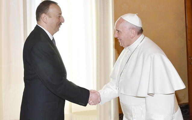 eliyevden-papaya-mektub