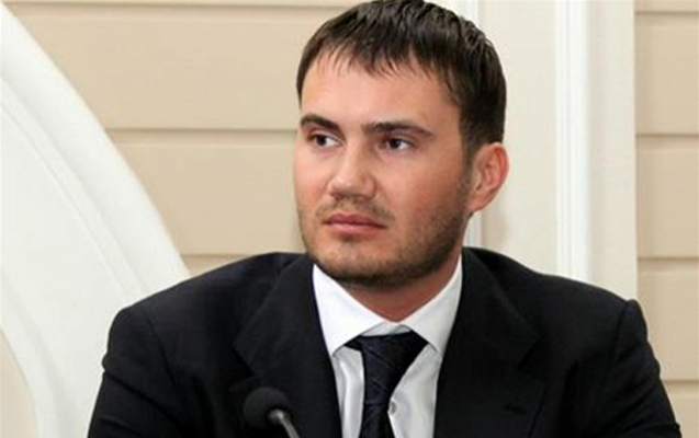 yanukovicin-oglunun-olum-xeberi-yayildi-