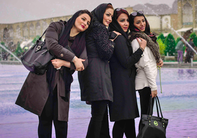 azerbaycanli-fotoqrafin-irandan-cekdikleri-