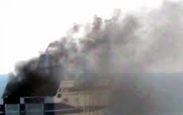 bakidaki-gemide-yangin-oldu