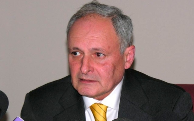 nazir-bas-hekimi-isden-cixardi