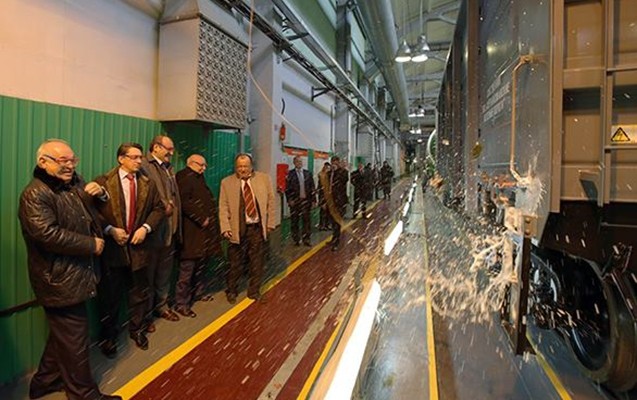 ziya-memmedovun-qardasi-yeni-qatarlarin-serefine-sampan-sindirdi