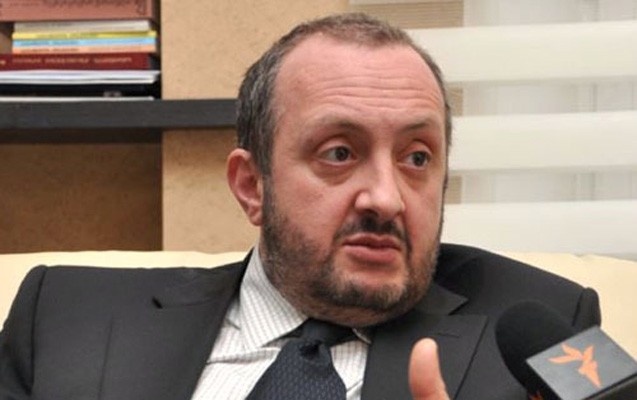 1-ildir-mene-tezyiq-edilir-