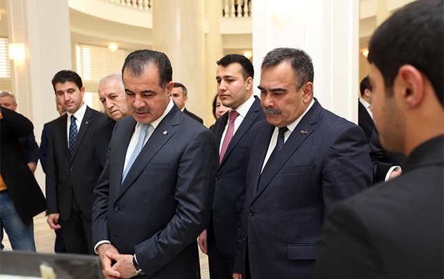 genc-ressamlarin-sergisi-kecirildi