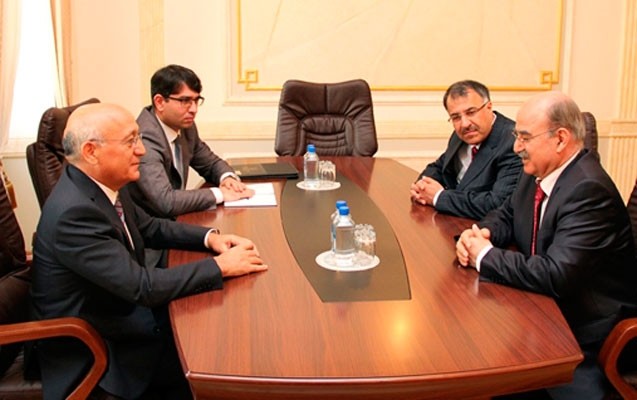mubariz-qurbanli-dini-musavirle-vidalasdi