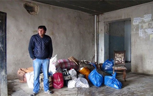 bakida-yanan-binanin-sakinlerine-kiraye-pulu-verildi