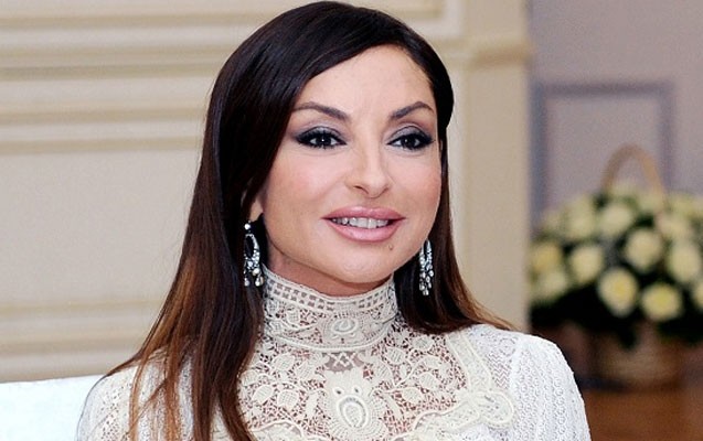 mehriban-eliyeva-rus-telekanalina-musahibe-verdi-