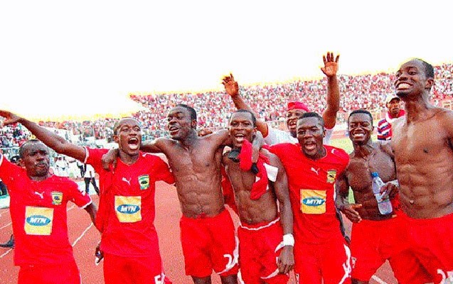 futbolcular-butun-geceni-pornoya-baxdiqlari-ucun-ugur-qazanmirlar