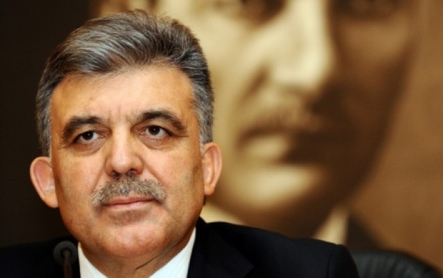 abdulla-gul-azerbaycana-gelir