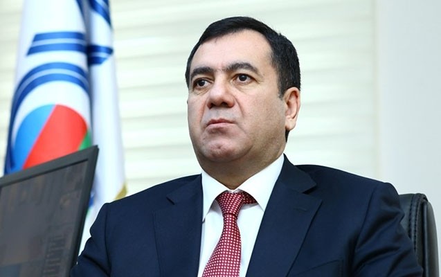 polis-az-qala-her-gun-adam-gulleleyir