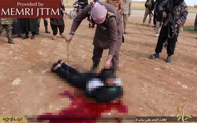 isid-dini-tehqir-edeni-bele-cezalandirdi-