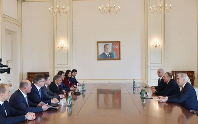 ilham-eliyev-hemkari-ile-gorusdu