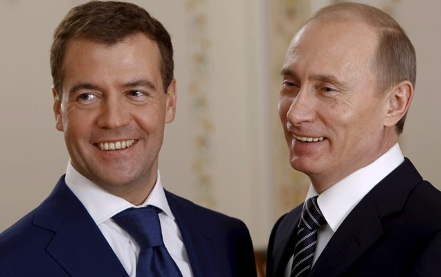 putinle-medvedevin-gelirleri-2-defeden-cox-artib-