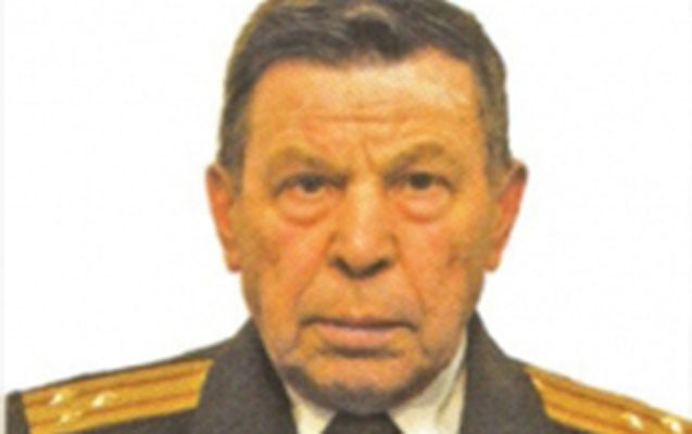 din-in-polkovniki-ozunu-pencereden-atdi-