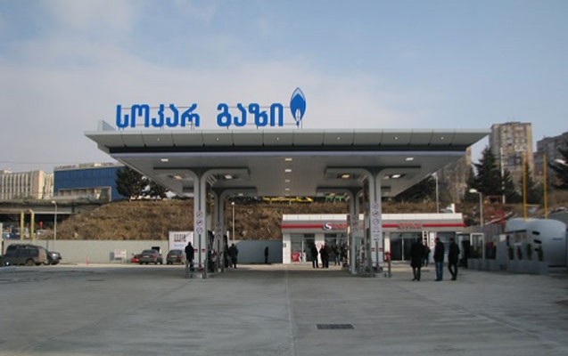 rovneq-abdullayev-yeni-socar-stansiyasini-acdi