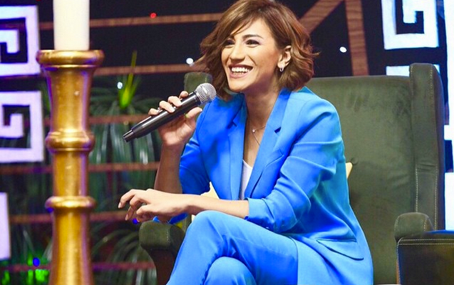 aileli-olanda-da-hami-qeribe-baxirdi-