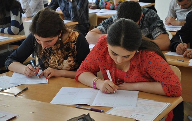 novbeti-sinaq-imtahani-kecirilir