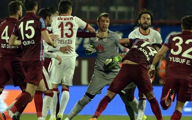 qalatasaray-trabzonda-uduzdu
