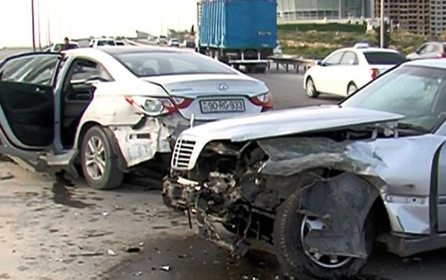 bakida-surucu-facievi-sekilde-oldu-