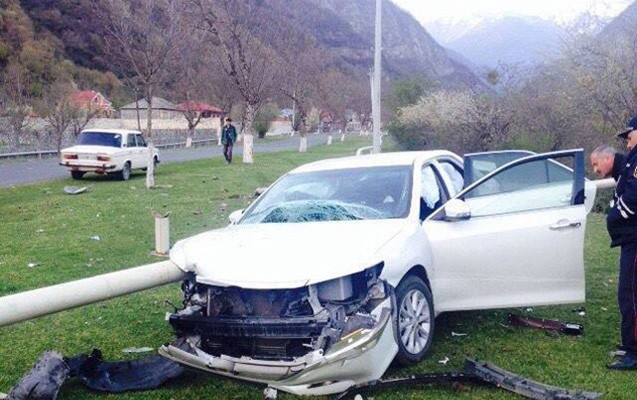 polis-emekdasi-qezaya-dusdu-