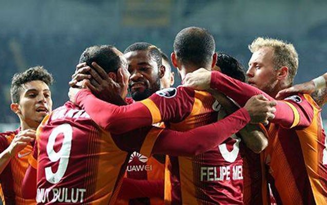 qalatasarayi-lider-eden-qelebe-