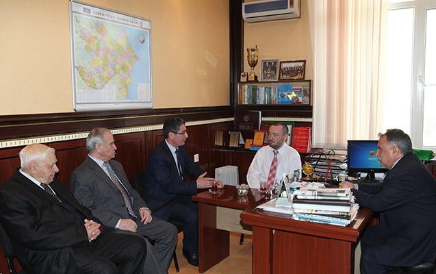 rusiyali-ekoloq-bdu-da-