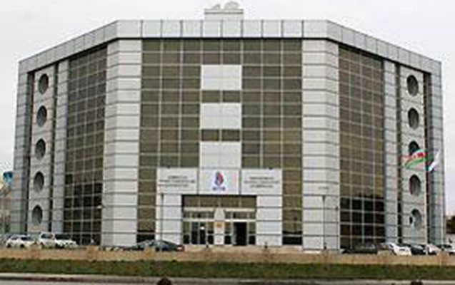 neftcinin-mudafiecisi-3-oyunluq-cezalandi