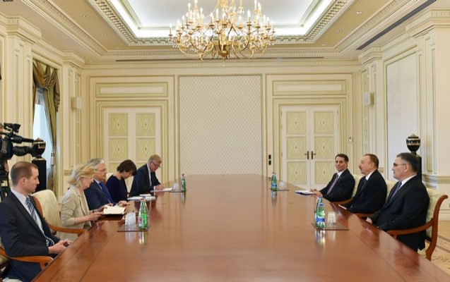 prezident-as-nazirler-komitesinin-sedri-ile-gorusdu