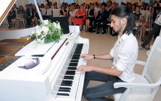 musiqicilerimizin-paris-konserti