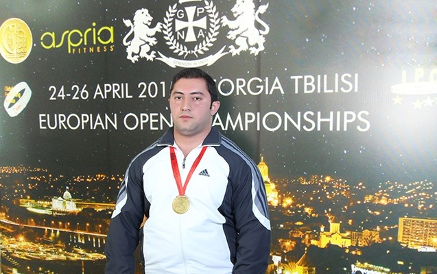 unibank-emekdasi-dunya-rekordunu-qirdi